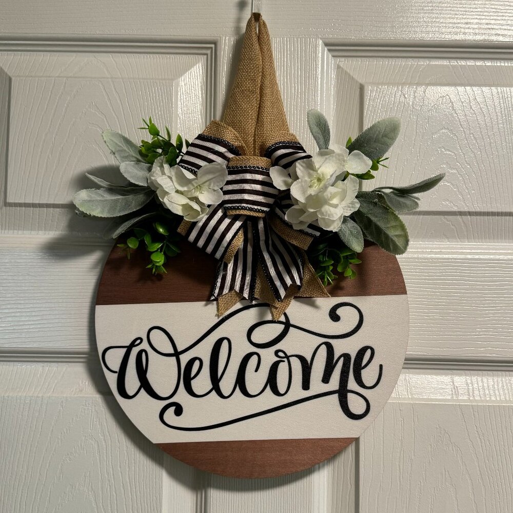 Front Door Round Welcome Floral Bow Details Wooden Wreath Sign New with Tags